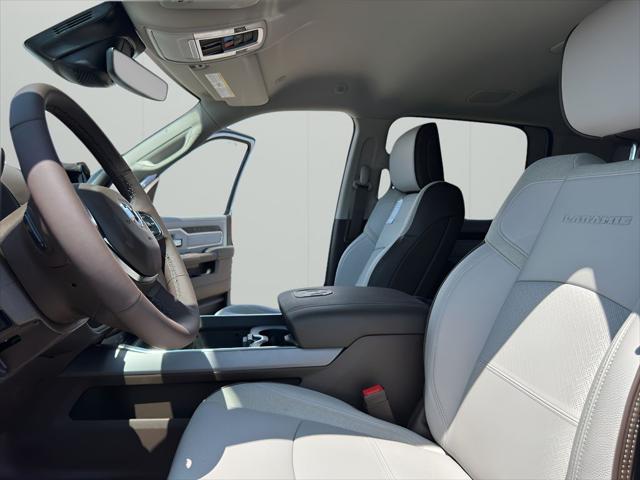 2025 RAM Ram 3500 RAM 3500 LARAMIE MEGA CAB 4X4 64 BOX 2025 RAM Ram 3500 RAM 3500 LARAMIE MEGA CAB 4X4 64 BOX