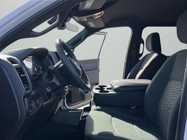 2025 RAM Ram 3500 RAM 3500 TRADESMAN CREW CAB 4X4 8 BOX 2025 RAM Ram 3500 RAM 3500 TRADESMAN CREW CAB 4X4 8 BOX