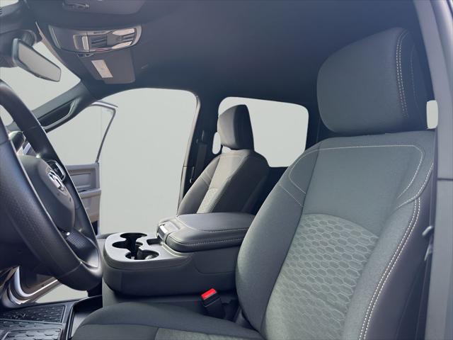 2026 RAM Ram 5500 Chassis Cab RAM 5500 TRADESMAN CHASSIS CREW CAB 4X4 84 CA 2026 RAM Ram 5500 Chassis Cab RAM 5500 TRADESMAN CHASSIS CREW CAB 4X4 84 CA