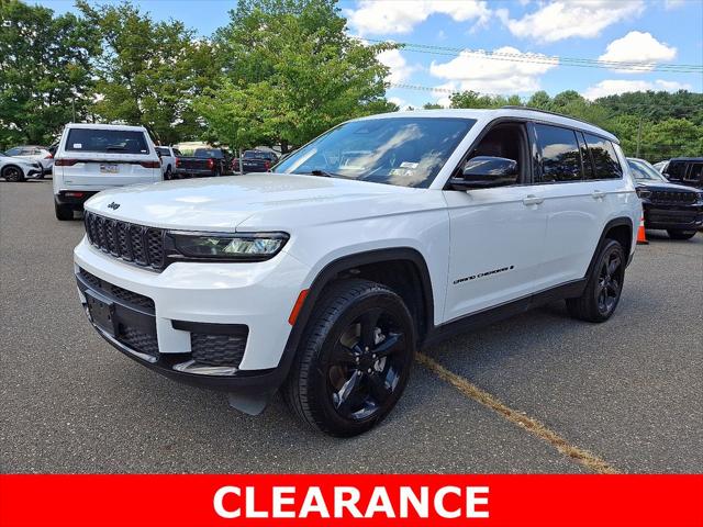 2023 Jeep Grand Cherokee L Altitude 4x4 2023 Jeep Grand Cherokee L Altitude 4x4