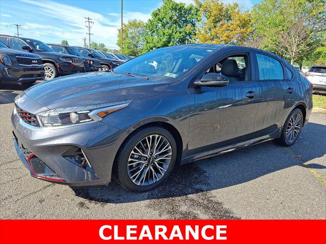 2024 Kia Forte GT-Line 2024 Kia Forte GT-Line