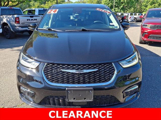 2024 Chrysler Pacifica Touring L 2024 Chrysler Pacifica Touring L