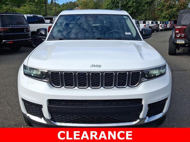 2023 Jeep Grand Cherokee L Laredo 4x4