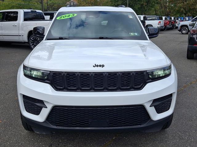 2023 Jeep Grand Cherokee Altitude X 4x4 2023 Jeep Grand Cherokee Altitude X 4x4