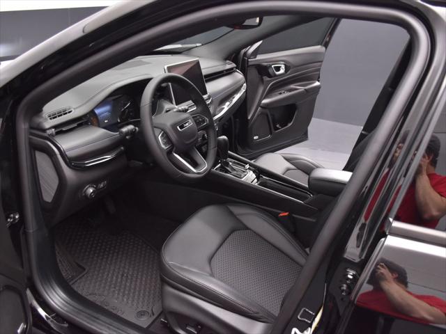 2025 Jeep Compass COMPASS LATITUDE 4X4 2025 Jeep Compass COMPASS LATITUDE 4X4