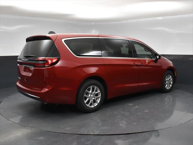 2025 Chrysler Pacifica PACIFICA SELECT