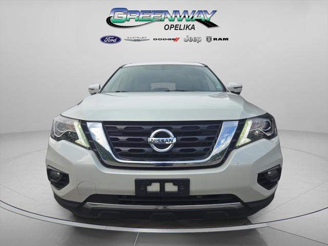2020 Nissan Pathfinder Platinum 2WD