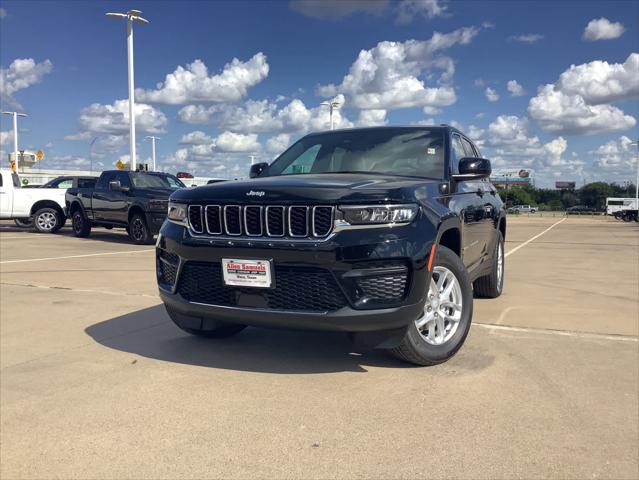 2025 Jeep Grand Cherokee GRAND CHEROKEE LAREDO X 4X4 2025 Jeep Grand Cherokee GRAND CHEROKEE LAREDO X 4X4