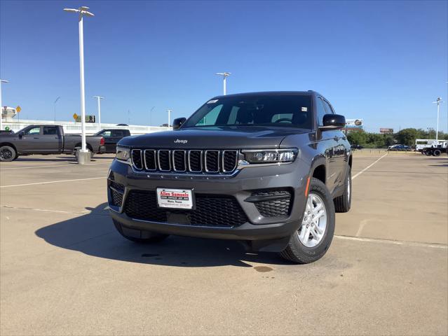 2025 Jeep Grand Cherokee GRAND CHEROKEE LAREDO 4X2
