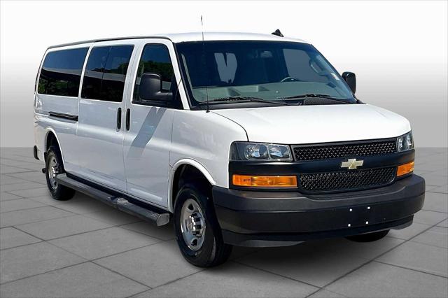 2023 Chevrolet Express Passenger RWD 3500 Extended Wheelbase LS 2023 Chevrolet Express Passenger RWD 3500 Extended Wheelbase LS