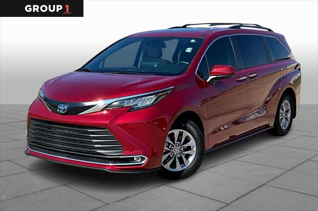 2022 Toyota Sienna XLE 2022 Toyota Sienna XLE