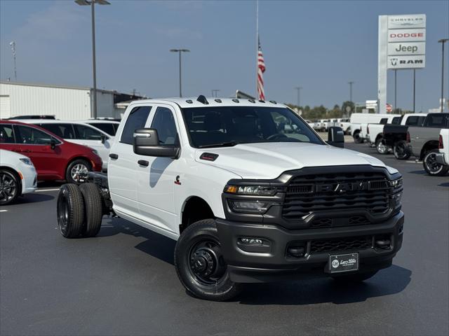 2026 RAM Ram 3500 Chassis Cab RAM 3500 TRADESMAN CREW CAB CHASSIS 4X4 60 CA