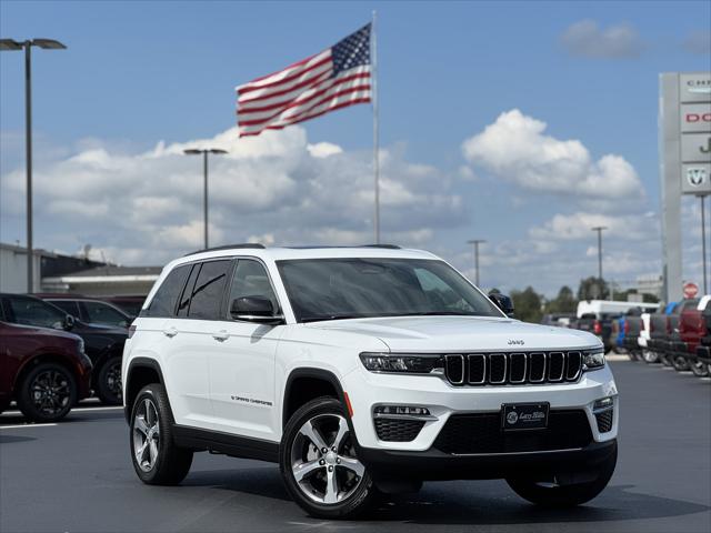 2025 Jeep Grand Cherokee GRAND CHEROKEE LIMITED 4X4 2025 Jeep Grand Cherokee GRAND CHEROKEE LIMITED 4X4