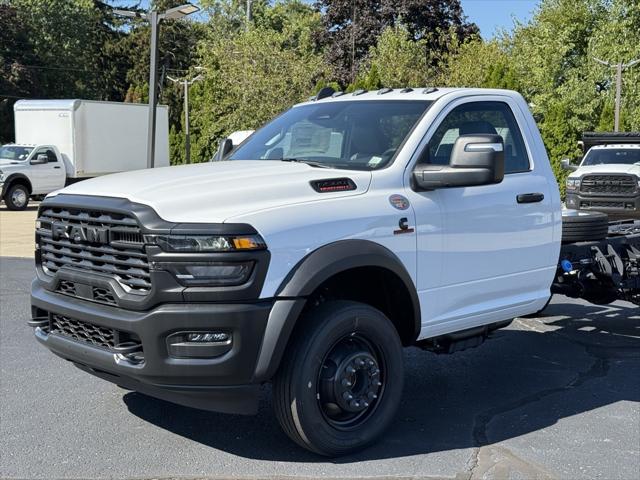 2025 RAM Ram 5500 Chassis Cab RAM 5500 TRADESMAN CHASSIS REGULAR CAB 4X4 84 CA 2025 RAM Ram 5500 Chassis Cab RAM 5500 TRADESMAN CHASSIS REGULAR CAB 4X4 84 CA