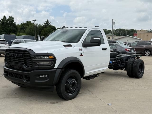 2025 RAM Ram 5500 Chassis Cab RAM 5500 TRADESMAN CHASSIS REGULAR CAB 4X4 84 CA 2025 RAM Ram 5500 Chassis Cab RAM 5500 TRADESMAN CHASSIS REGULAR CAB 4X4 84 CA