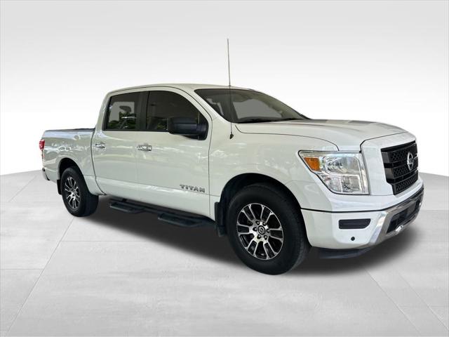 2021 Nissan TITAN Crew Cab SV 4x2
