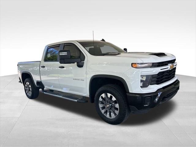 2024 Chevrolet Silverado 2500HD 2WD Crew Cab Standard Bed Custom