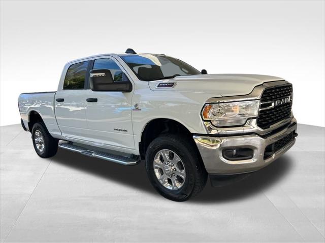 2024 RAM 2500 Big Horn Crew Cab 4x4 64 Box