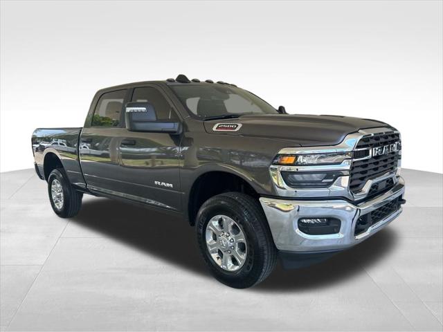 2025 RAM 2500 Big Horn Crew Cab 4x4 64 Box 2025 RAM 2500 Big Horn Crew Cab 4x4 64 Box