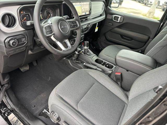 2025 Jeep Wrangler 4-Door Sahara 4x4