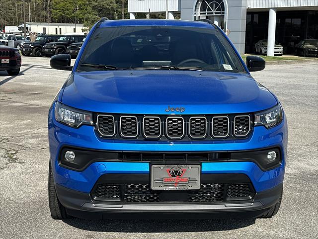 2025 Jeep Compass COMPASS LATITUDE 4X4