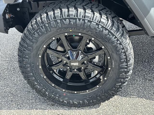 2025 Jeep Wrangler 4-Door Sport 4x4