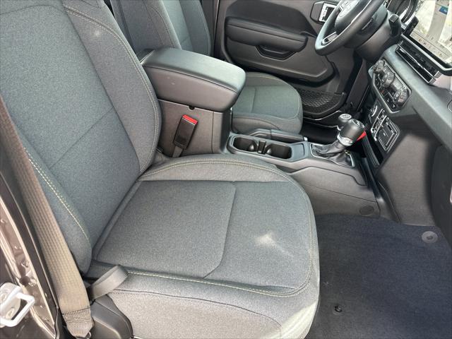 2025 Jeep Wrangler 4-Door Sport 4x4