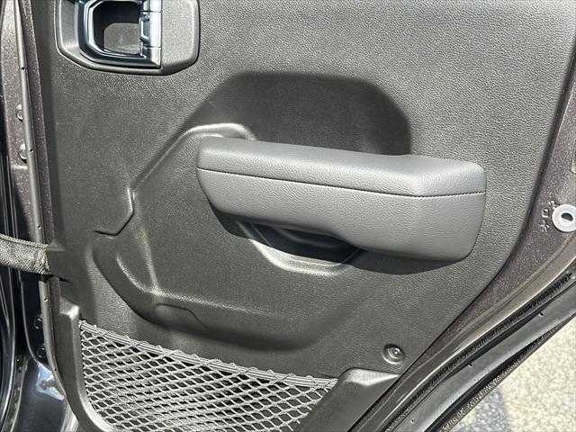 2025 Jeep Wrangler 4-Door Sport 4x4