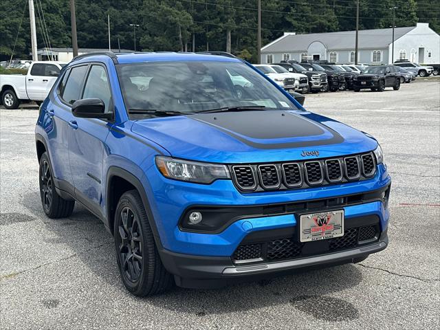 2025 Jeep Compass COMPASS LATITUDE 4X4
