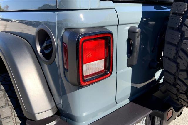 2025 Jeep Wrangler 4-Door Willys 4x4