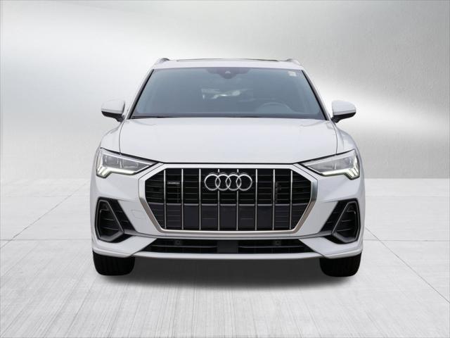 2023 Audi Q3 Premium 45 TFSI S line quattro Tiptronic 2023 Audi Q3 Premium 45 TFSI S line quattro Tiptronic
