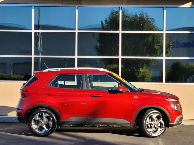 2023 Hyundai Venue SEL 2023 Hyundai Venue SEL