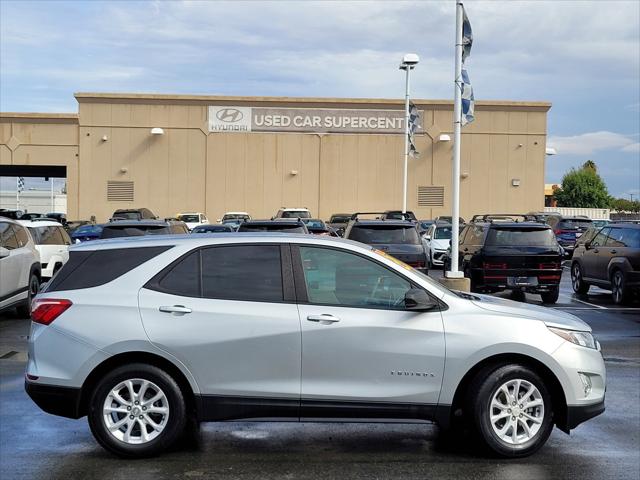 2021 Chevrolet Equinox FWD LS 2021 Chevrolet Equinox FWD LS