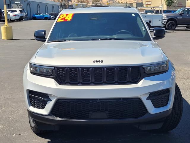 2024 Jeep Grand Cherokee Altitude 4x4 2024 Jeep Grand Cherokee Altitude 4x4