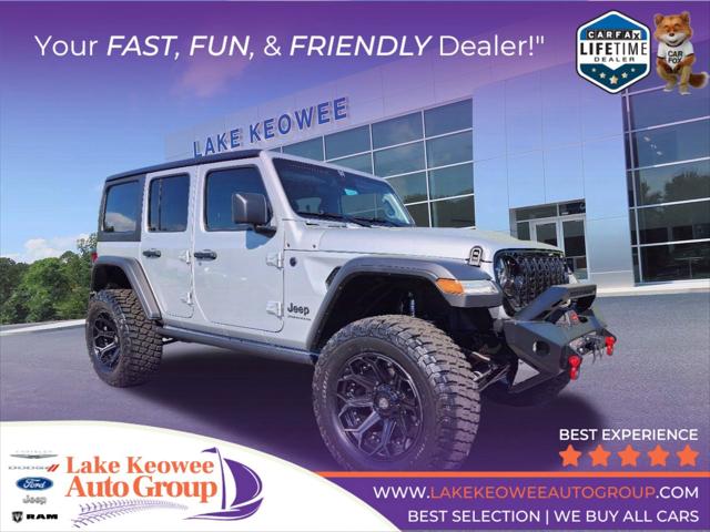 2024 Jeep Wrangler 4-Door Willys 4x4 2024 Jeep Wrangler 4-Door Willys 4x4