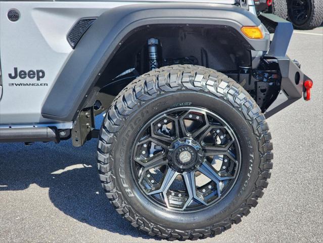 2024 Jeep Wrangler 4-Door Willys 4x4 2024 Jeep Wrangler 4-Door Willys 4x4