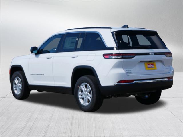 2025 Jeep Grand Cherokee GRAND CHEROKEE LAREDO 4X4 2025 Jeep Grand Cherokee GRAND CHEROKEE LAREDO 4X4