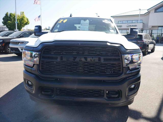 2024 RAM 3500 Tradesman Crew Cab 4x4 8 Box 2024 RAM 3500 Tradesman Crew Cab 4x4 8 Box