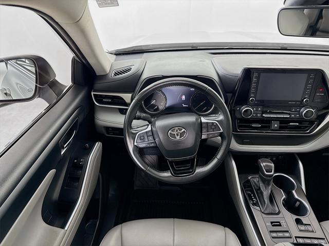 2021 Toyota Highlander XLE 2021 Toyota Highlander XLE