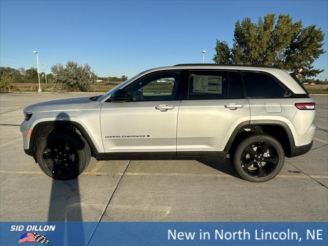 2025 Jeep Grand Cherokee GRAND CHEROKEE ALTITUDE X 4X4