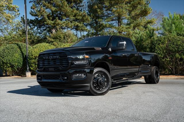 2025 RAM Ram 3500 RAM 3500 BIG HORN CREW CAB 4X2 8 BOX