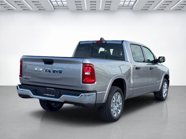 2025 RAM Ram 1500 RAM 1500 LONE STAR CREW CAB 4X2 57 BOX