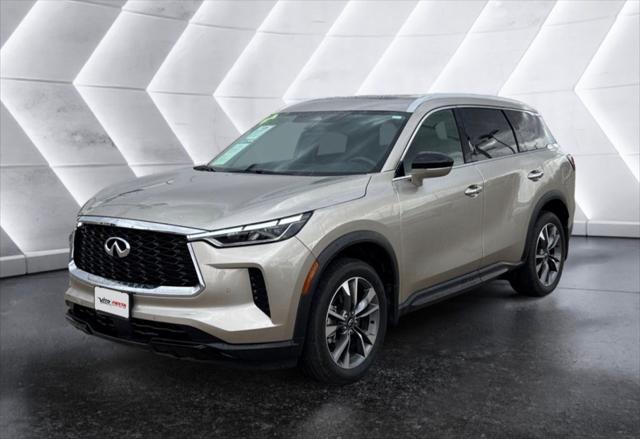 2024 INFINITI QX60 LUXE 2024 INFINITI QX60 LUXE