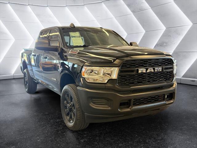 2022 RAM 2500 Tradesman Crew Cab 4x4 64 Box