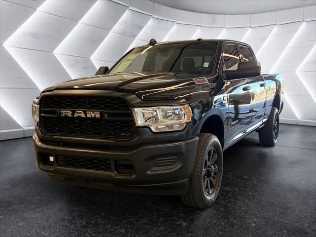 2022 RAM 2500 Tradesman Crew Cab 4x4 64 Box