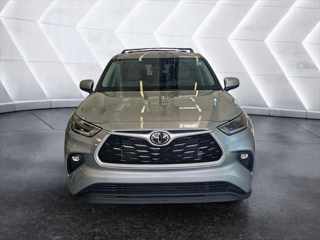 2021 Toyota Highlander LE