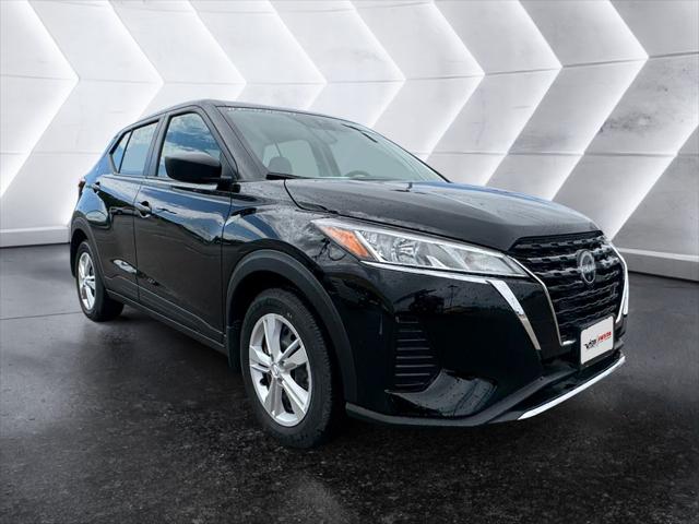2025 Nissan Kicks Play S 2025 Nissan Kicks Play S