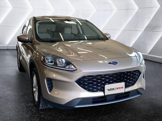 2020 Ford Escape SE 2020 Ford Escape SE