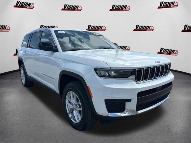 2025 Jeep Grand Cherokee GRAND CHEROKEE L LAREDO X 4X4