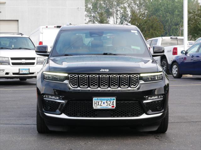 2022 Jeep Grand Cherokee Summit 4x4 2022 Jeep Grand Cherokee Summit 4x4